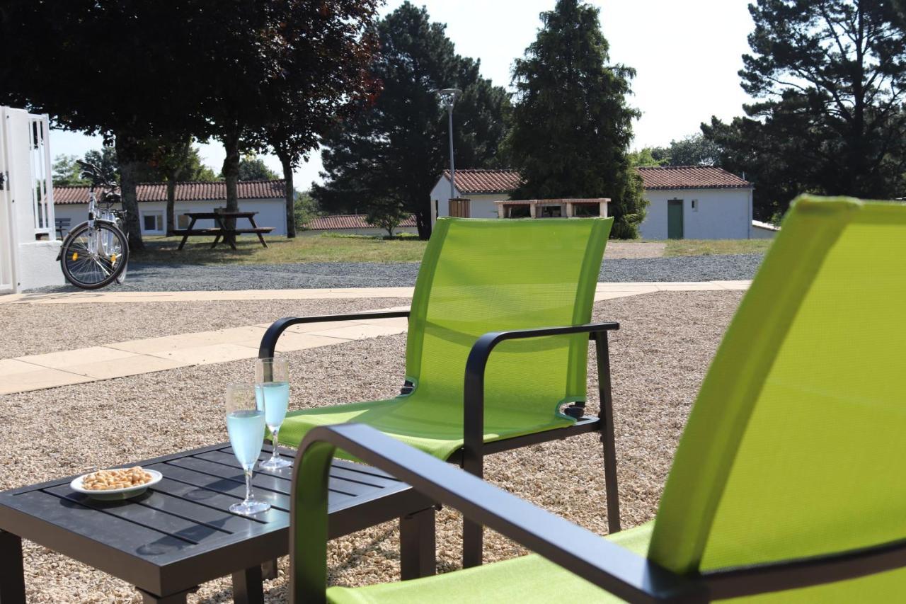 Village Vacances De Chantonnay Eksteriør bilde